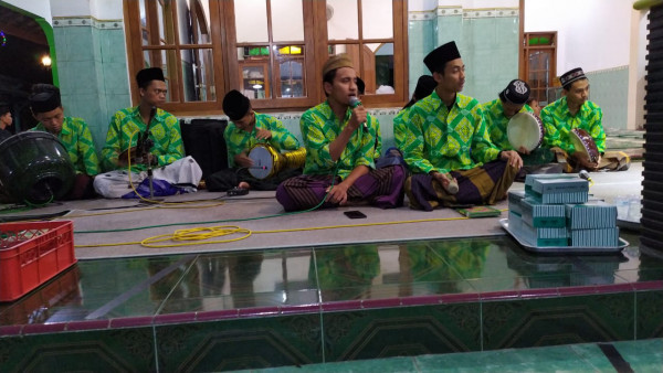 Jamaah pengajian Masjid Sunan Kalijaga di KKB tundan Purwomartani Kalasan