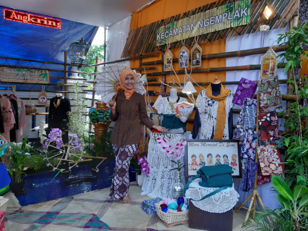 Stand Batik Permata kampung kb Sorasan