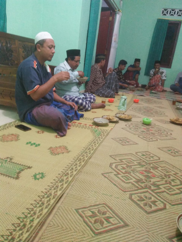 Aurotan bapak bapak RT 1