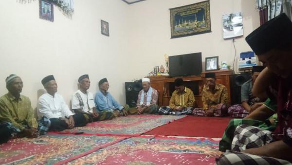 Aurotan Malam jumat