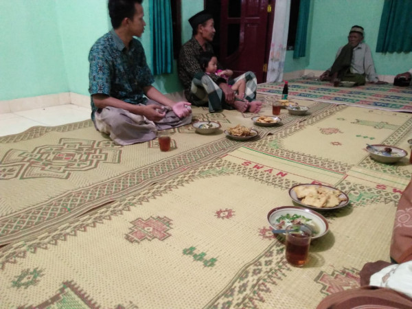 Aurotan Malam jumat