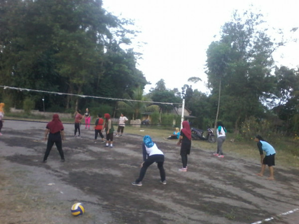 Latihan Voli 