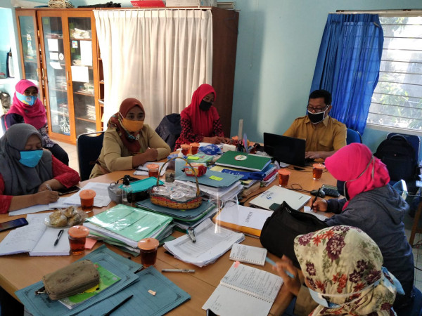 Rapat koordinasi kader