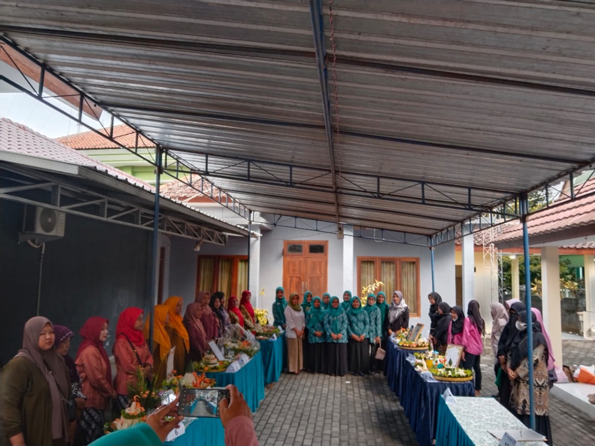 Lomba Tumpeng dalam Rangka Hari Jadi Kalurahan Bimomartani ke 77