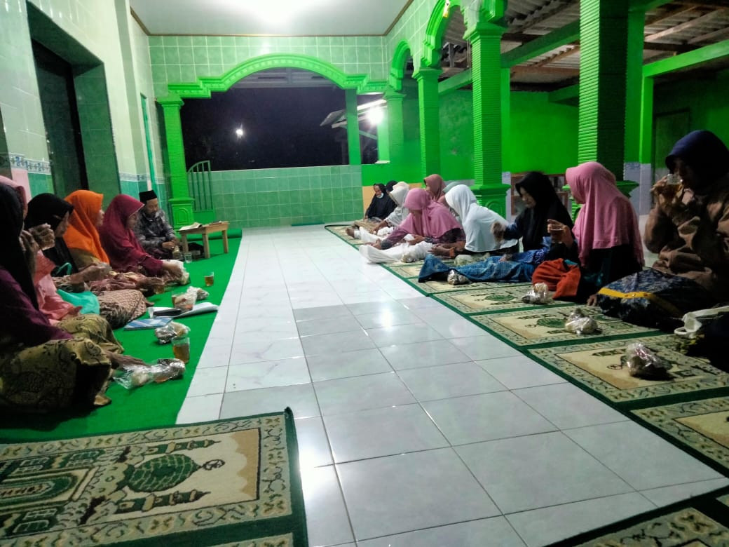 Pengajian Rutin Malam Selasa Dusun Pondok Suruh