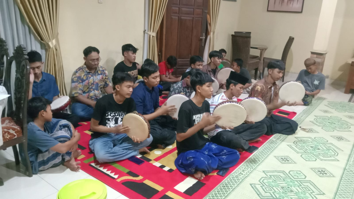 Latihan rutin Hadroh Sorasan