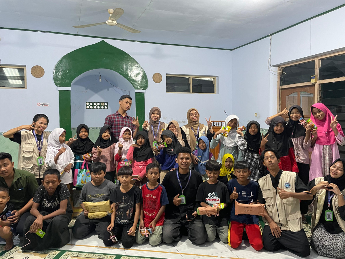 Lomba mewarnai anak-anak TPA Al-Hikmah dusun Kalibulus