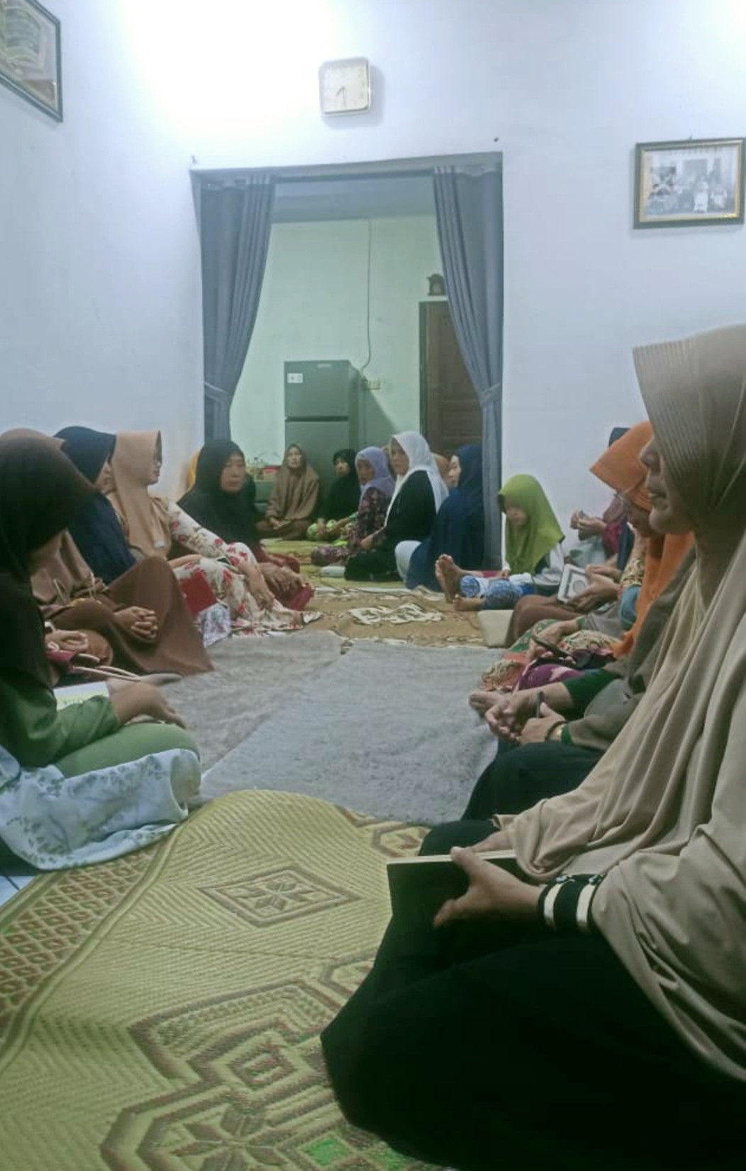 Yasinan rutin malam jum'at dusun Kalibulus