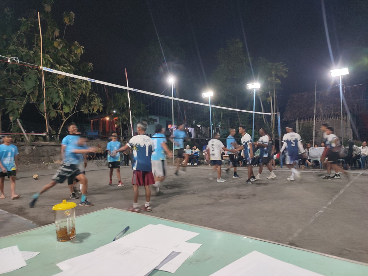 LOMBA VOLI PADUKUHAN ROGOBANGSAN