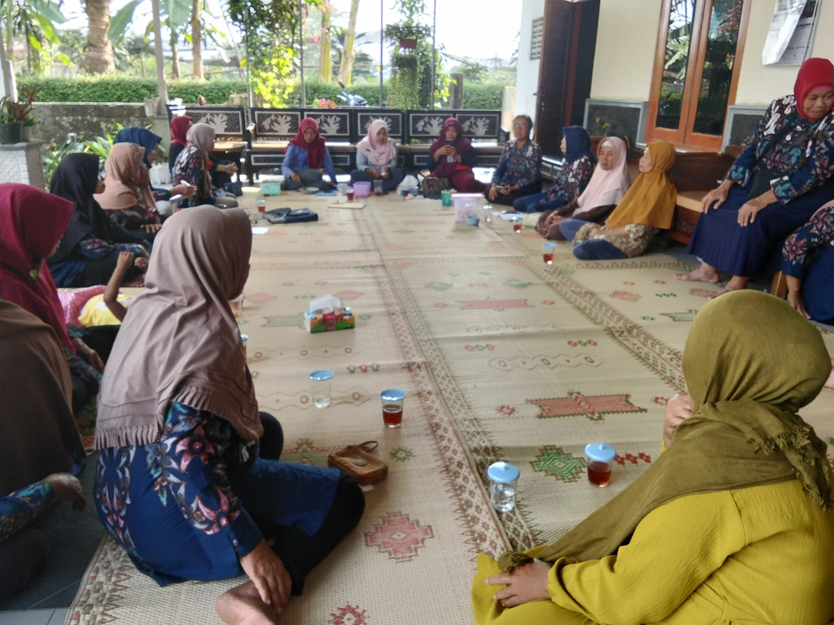 Pertemuan kwt mawar Handayani