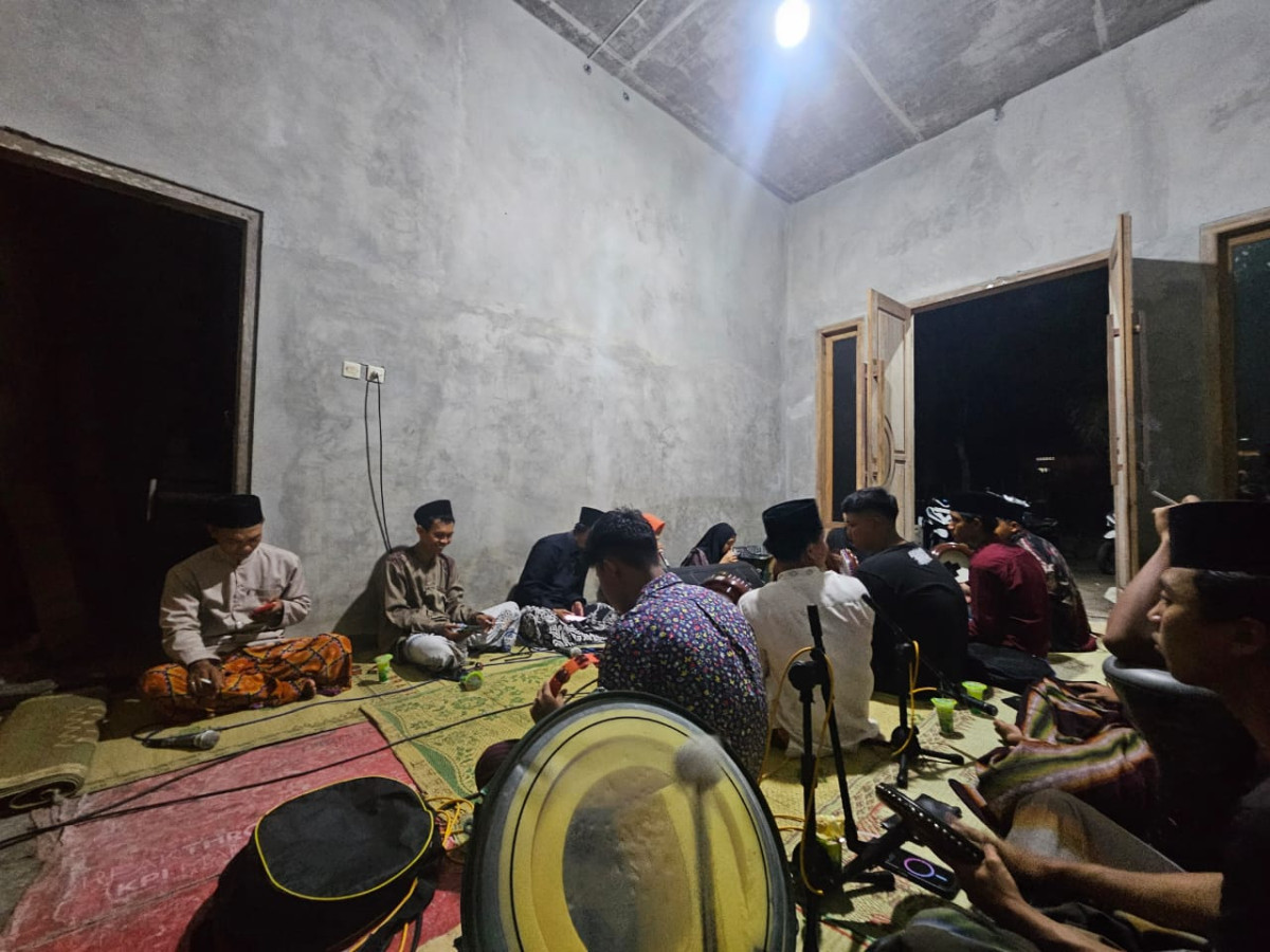 Latihan hadroh tegal jaten balong