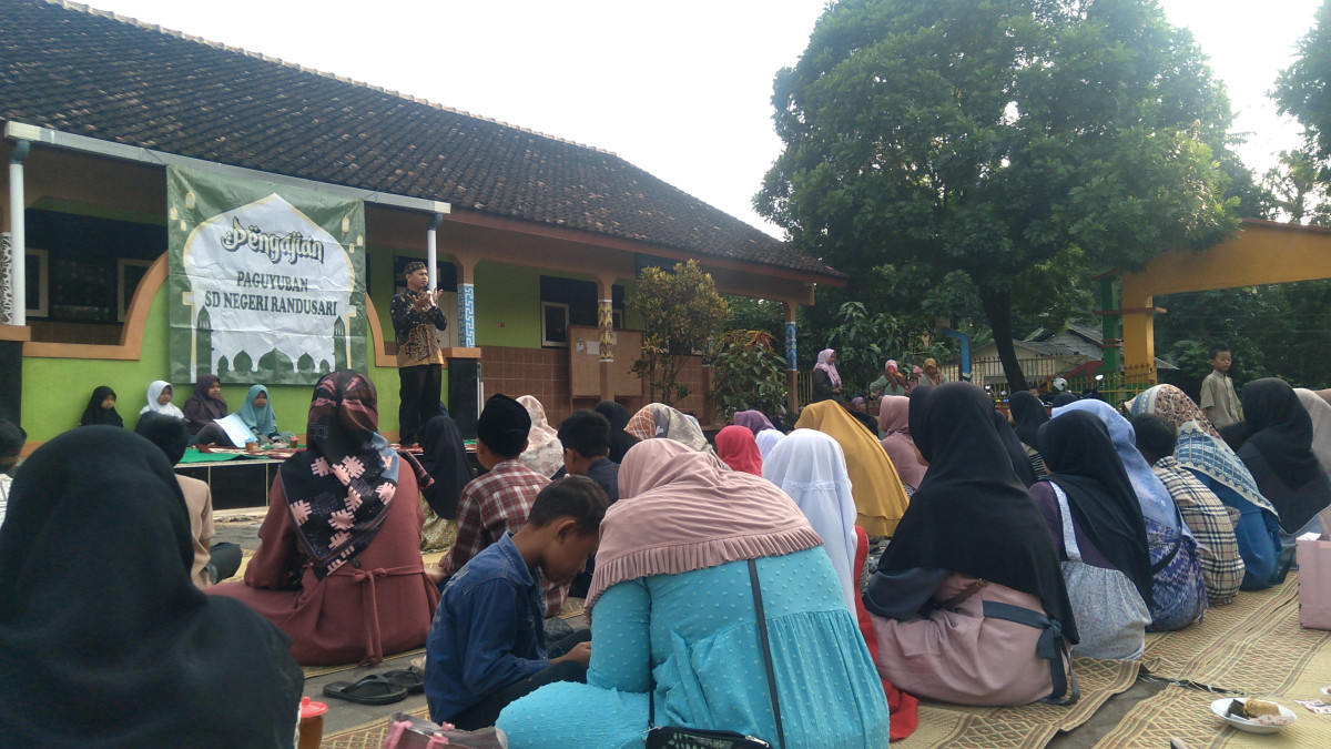 Pengajian  rutin rw 11 cokrogaten