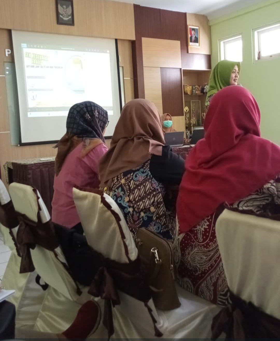 Kader Padukuhan Kalibulus mengikuti rapat koordinasi