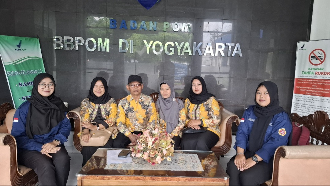 Kader Padukuhan Kalibulus mengikuti rapat koordinasi di BPOM