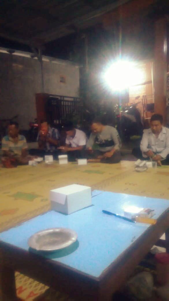 Pertemuan Rutin Bapak-bapak RT 06 RW 35