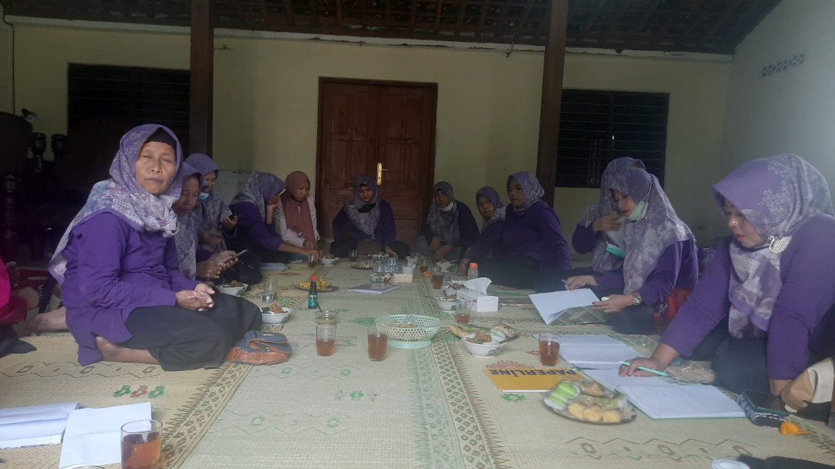 Pertemuan IMP Kelompok 4 Kalurahan Wedomartani di Dusun Ceper