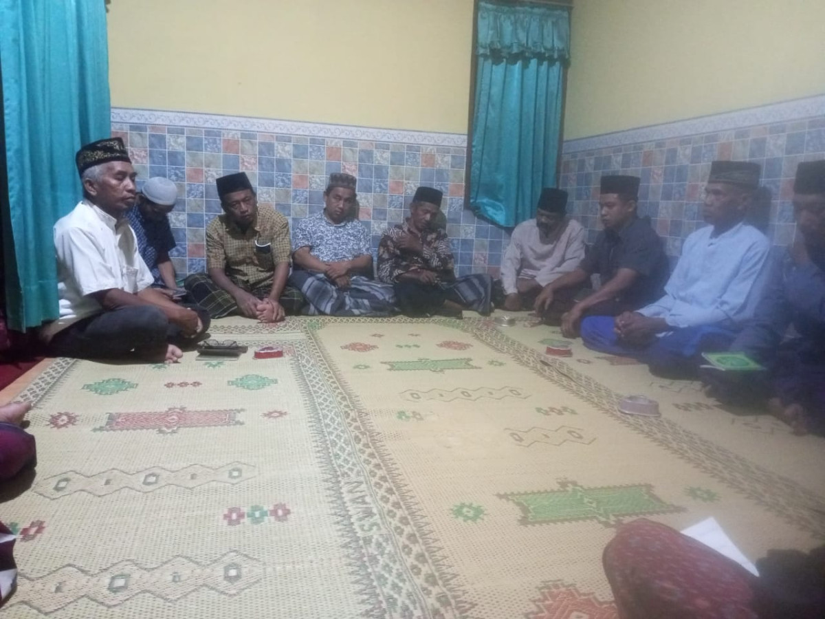 Yasinan bapak2 Rw 35 Padukuhan Malangrejo