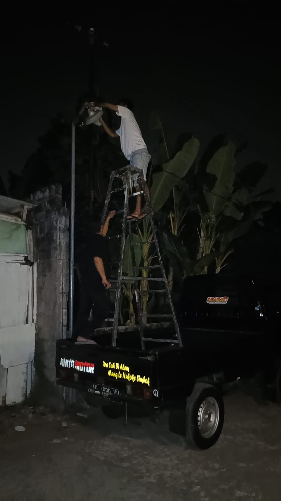 Perbaikan lampu penerangan jalan madukoro 5 padukuhan malangrejo