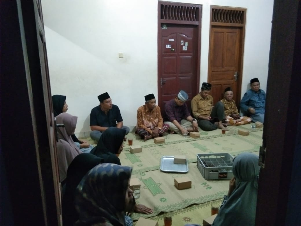 Kumpulan Rutin Rt 02 Padukuhan Ceper