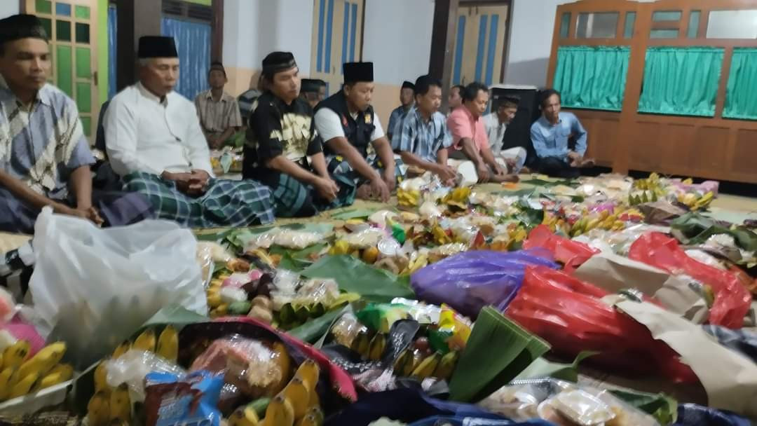 Sedekahan merti dusun padukuhan Pokoh