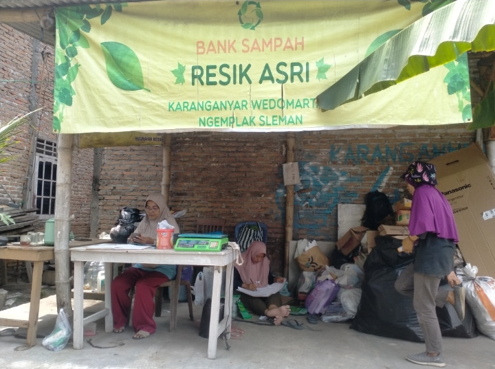 Bank sampah padukuhan Karanganyar