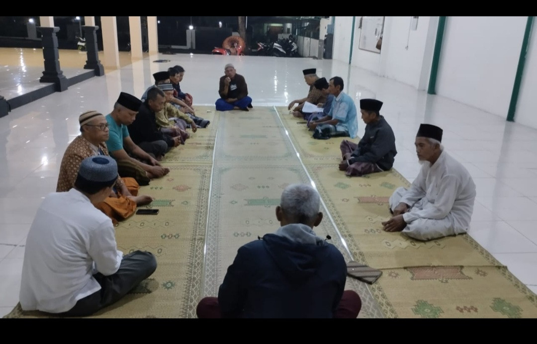 Sosialisasi Pengajuan Ijin Pemanfaatan Tanah Kelurahan Untuk Fasilitas Umum di Pokoh