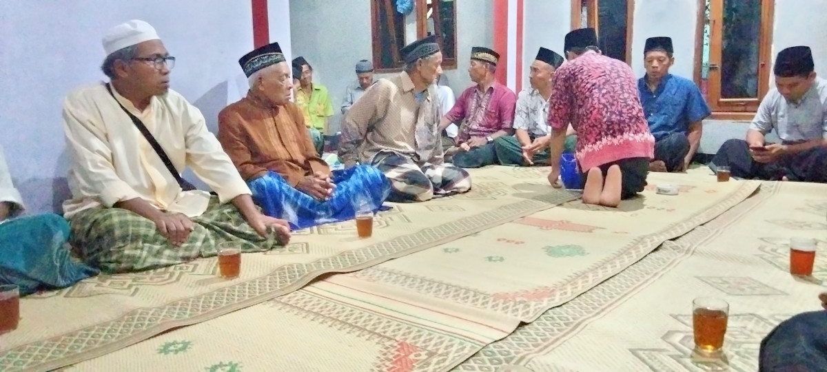 Tahlil dn do'a peringatan 2 tahun orang meninggal