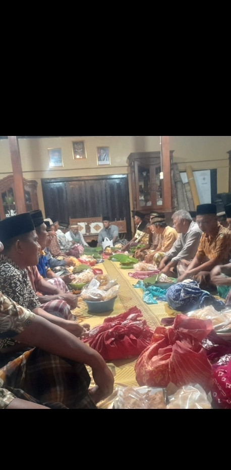 Genduri sedekahan 10an warga Gondanglegi