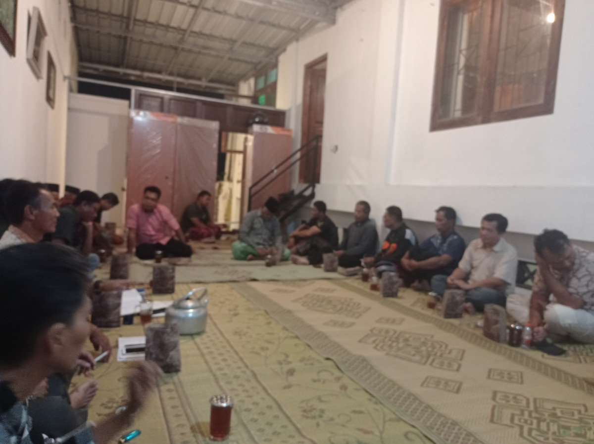 Rapat rutin Bapak2 dusun babadan RT 3