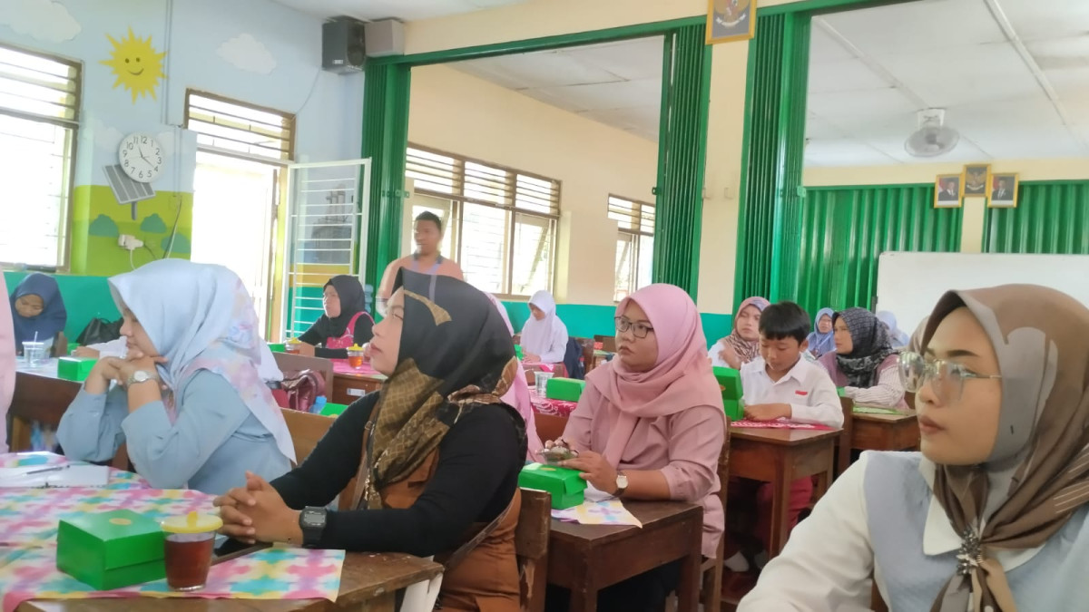 Sosialisasi Sekolah Adiwiyata di SDN 1 Pokoh