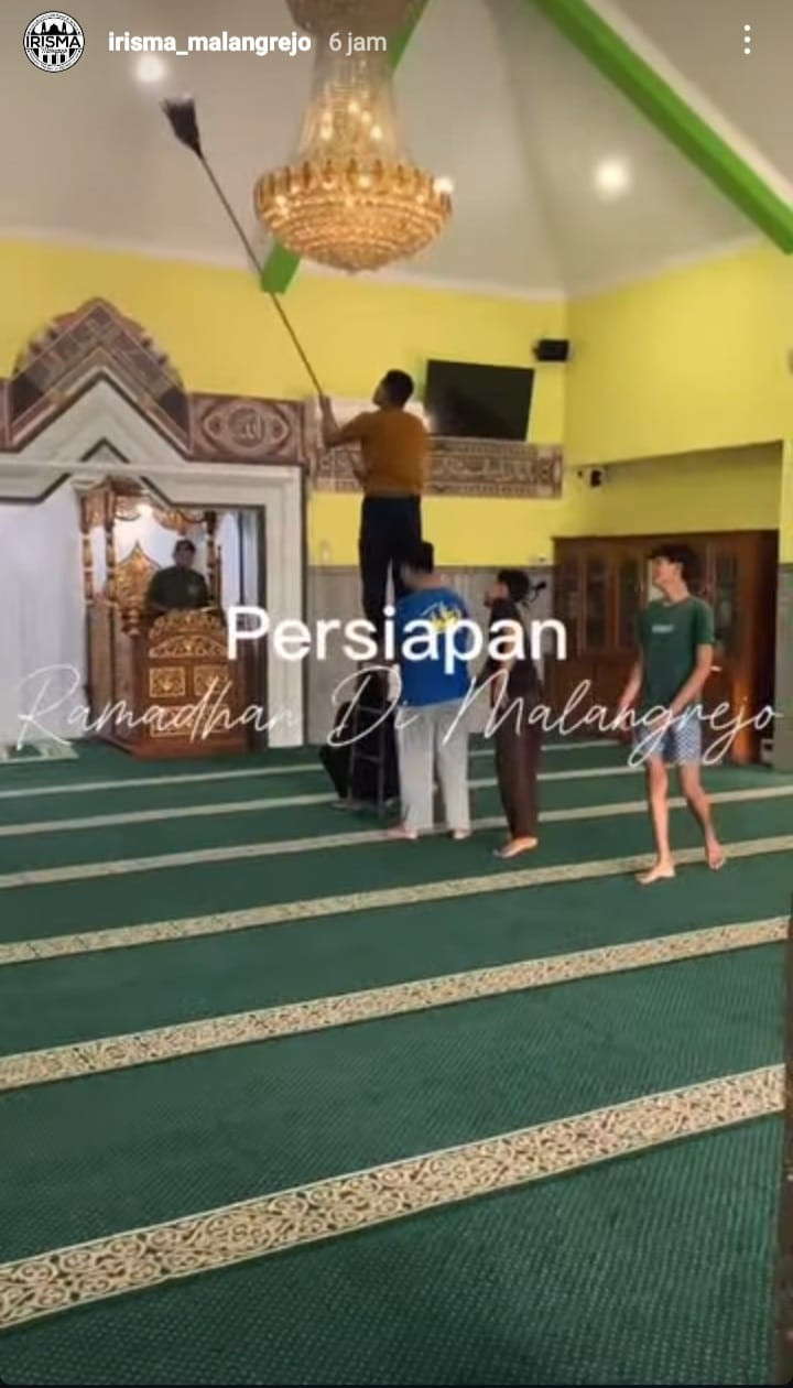 Dokumentasi kegiatan kerja bakti