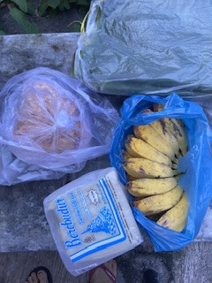 Menyuplai menu PMT lokal oleh kader Sanggrahan