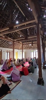 Pertemuan PKK RW 37 Kregan Sanggrahan