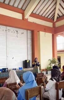 Sosialisasi FGD data & profil anak Wedomartani diikuti kader Sanggrahan