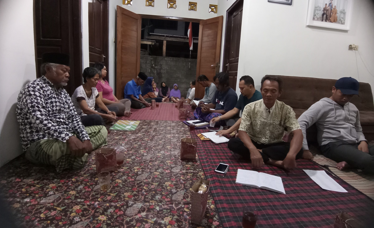 Rapat rutin bpk2 rt 03 dusun babadan