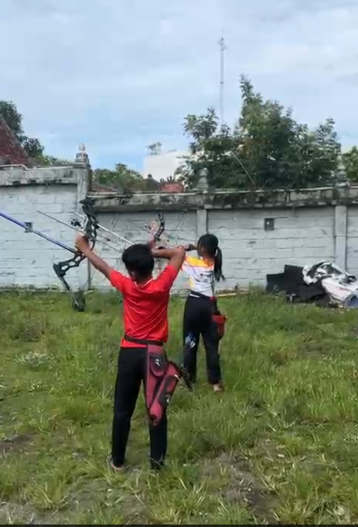 Kegiatan Panahan padukuhan Karanganyar