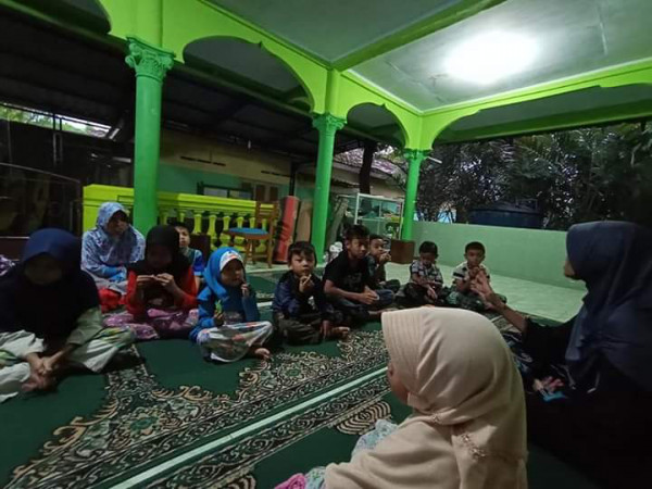 Kegiatan TPA Masjid Nurul Iman