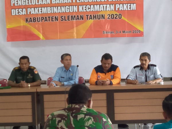 Pelatihan pengelolaan barak pengungsi