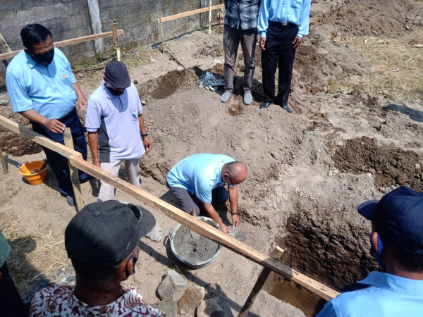 PEMBANGUNAN BANK SAMPAH GAMBIRAN