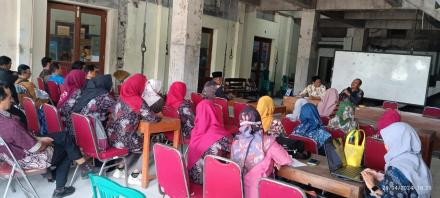 PERSIAPAN PEMKAL UMBULHARJO UNTUK LOMBA KALURAHAN INOVATF