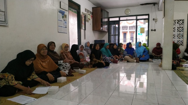 Suasana saat team puskesmas memberikan materi PHBS