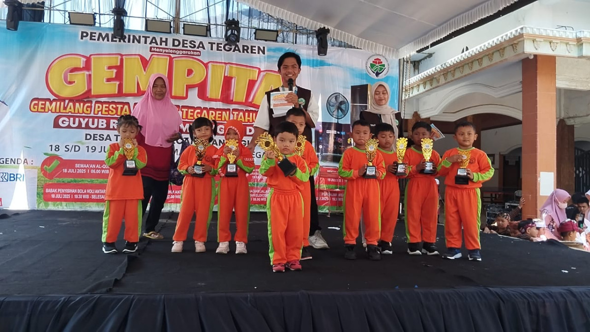 pentas seni anak paud dalam gempita (gemilang pesta rakyat tegaren)