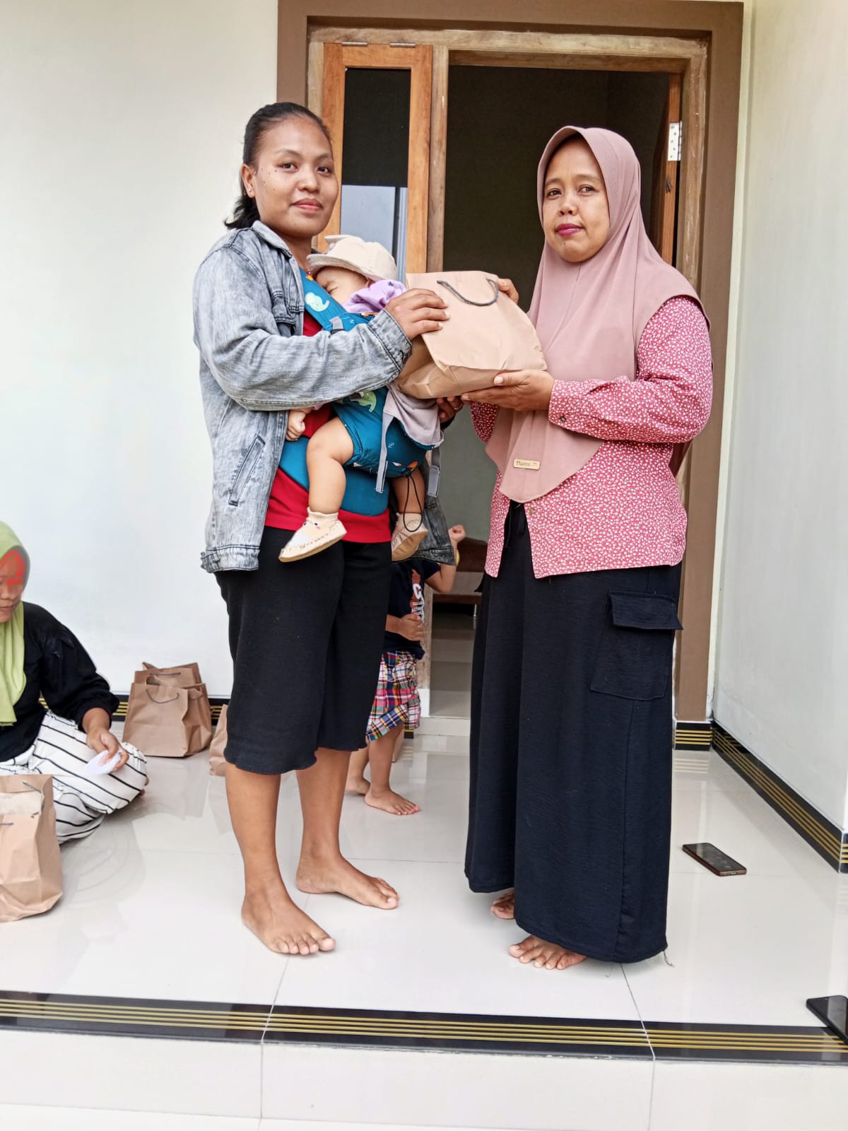 Pemberian MBG B3 (bumil, busui, balita)