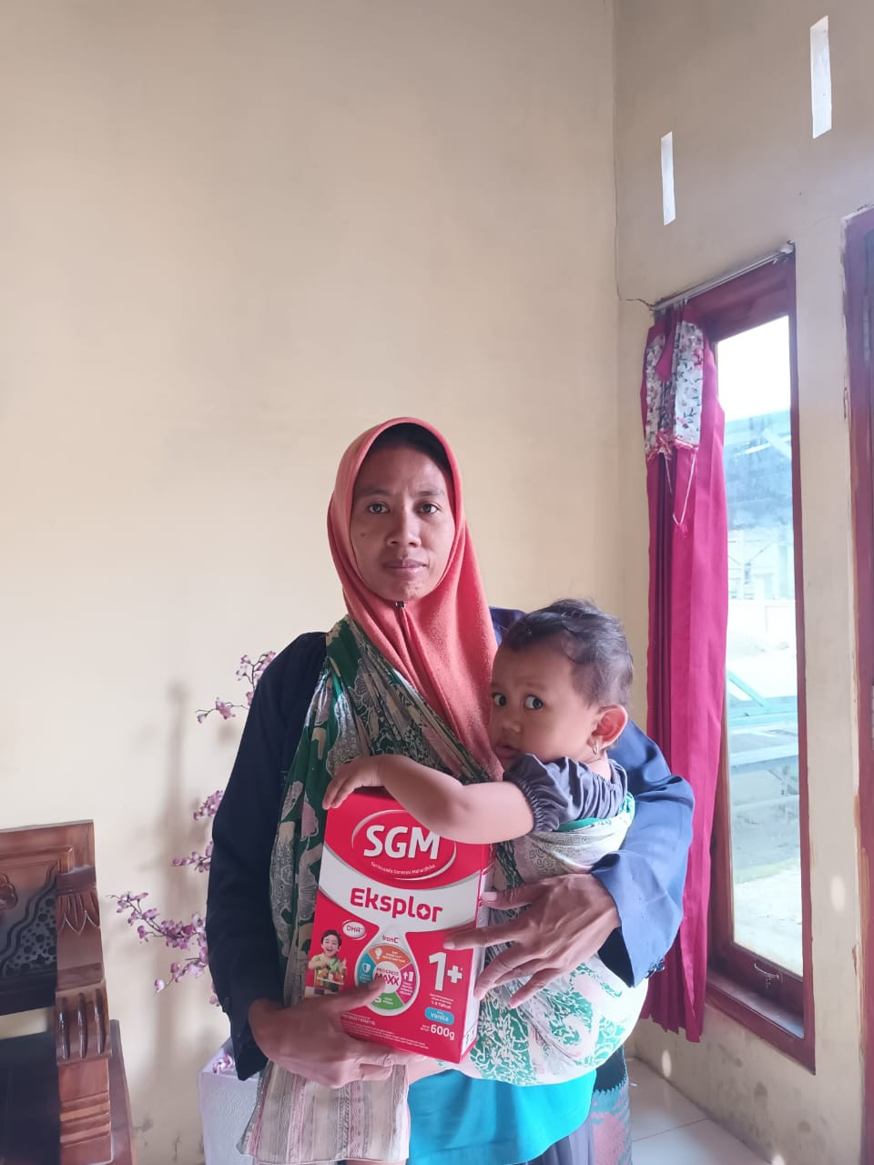 PEMBERIAN PMT DESA UNTUK BALITA STUNTING