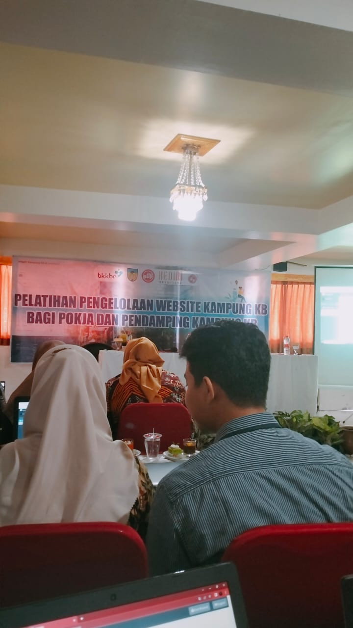 Pelatihan Pengelolaan WEBSITE KAMPUNG KB bagi POKJA dan Pendamping KAMPUNG KB