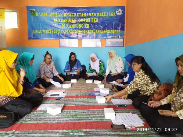 Rapat Operasional Ketahanan Keluarga Berbasis Kelompok BKB di Kampung KB