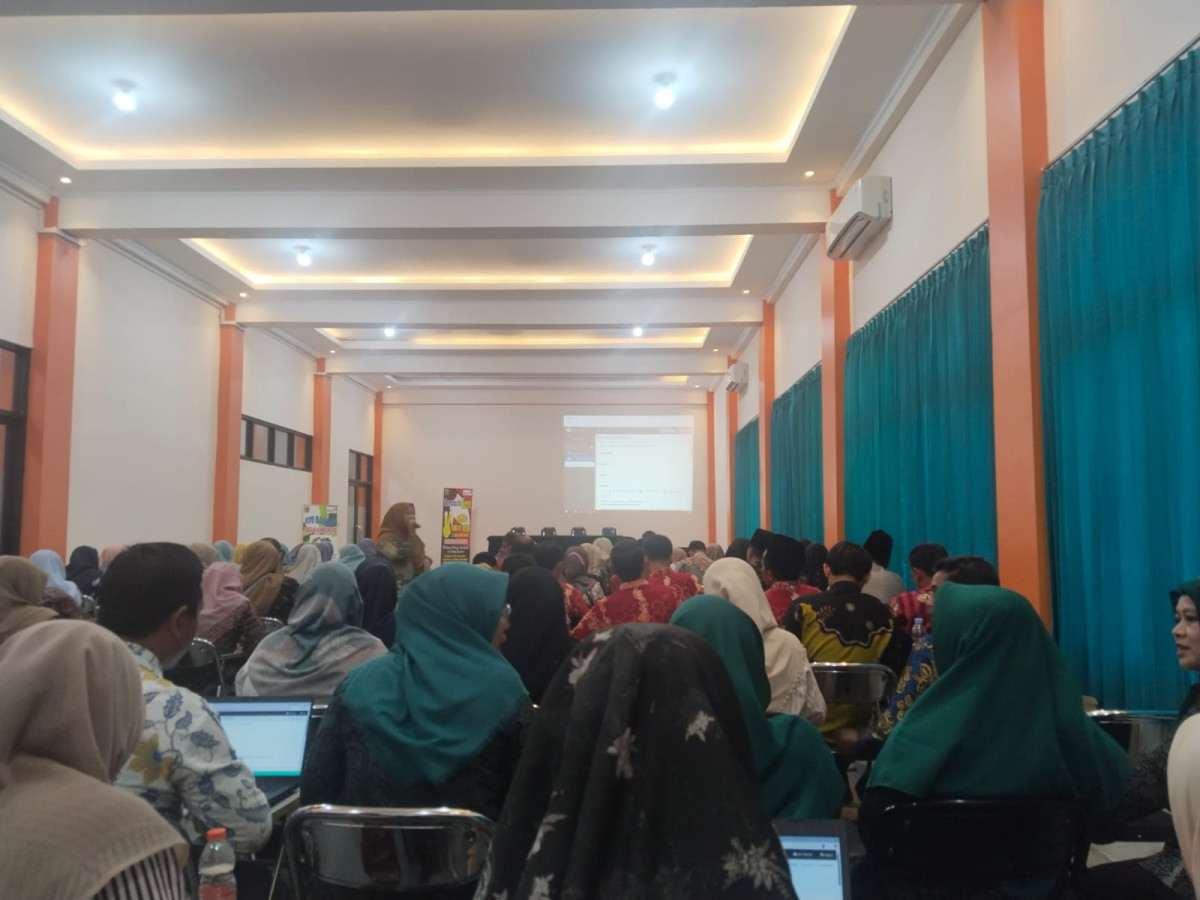 Pembekalan kelompok kerja kampung KB tingkat Kabupaten