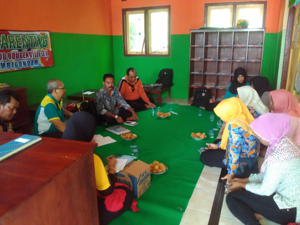 rapat evaluasi tahunan sekaligus menyusun rencana setahun ke depan