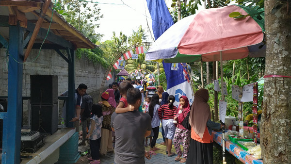 BAZAR KAMPUNG KB