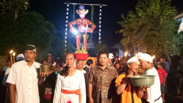 Pawai Ogoh-Ogoh dalam Perayaan Hari Raya Nyepi Umat Hindu 